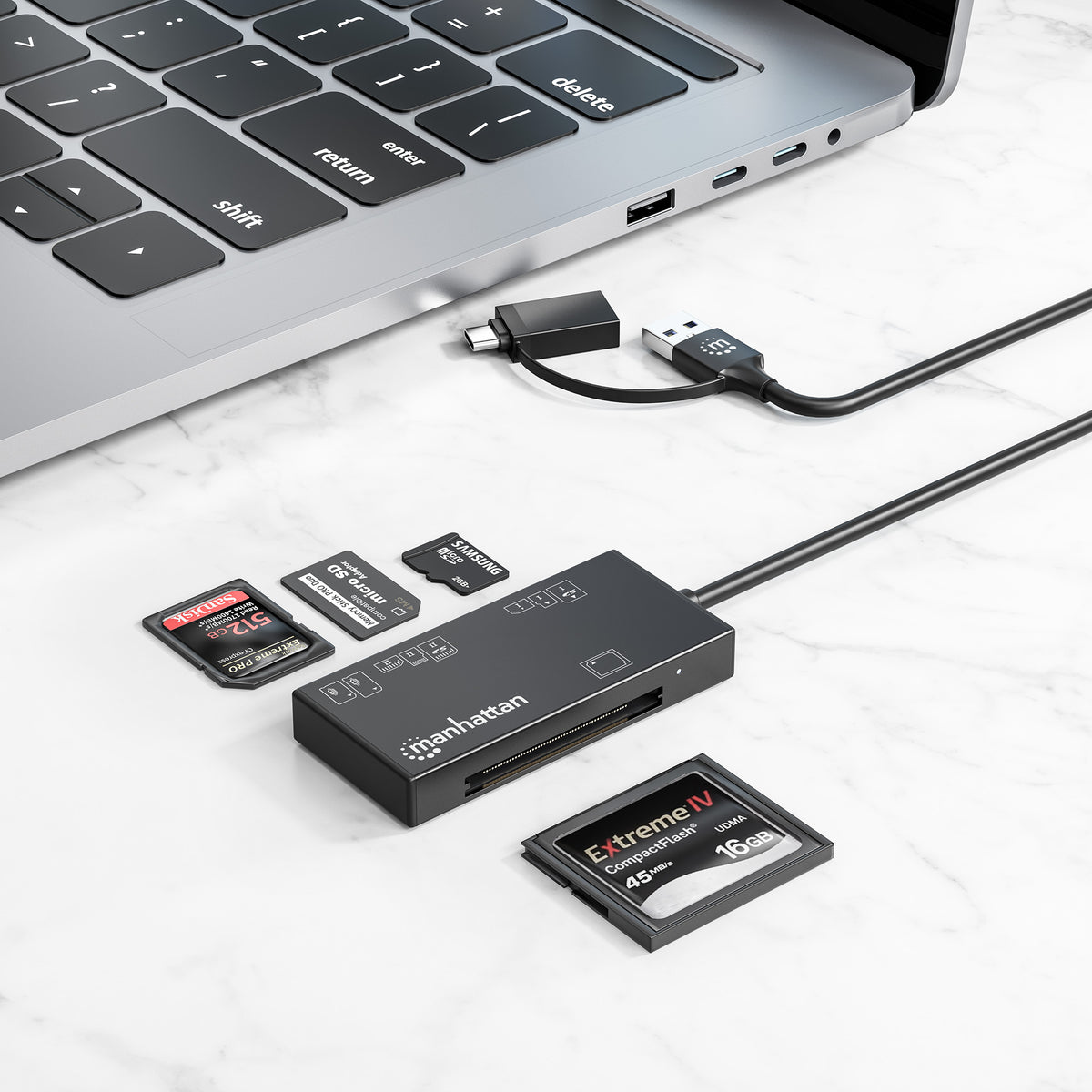 USB-C / USB-A Combo Multi-Card Reader / Writer Image 3