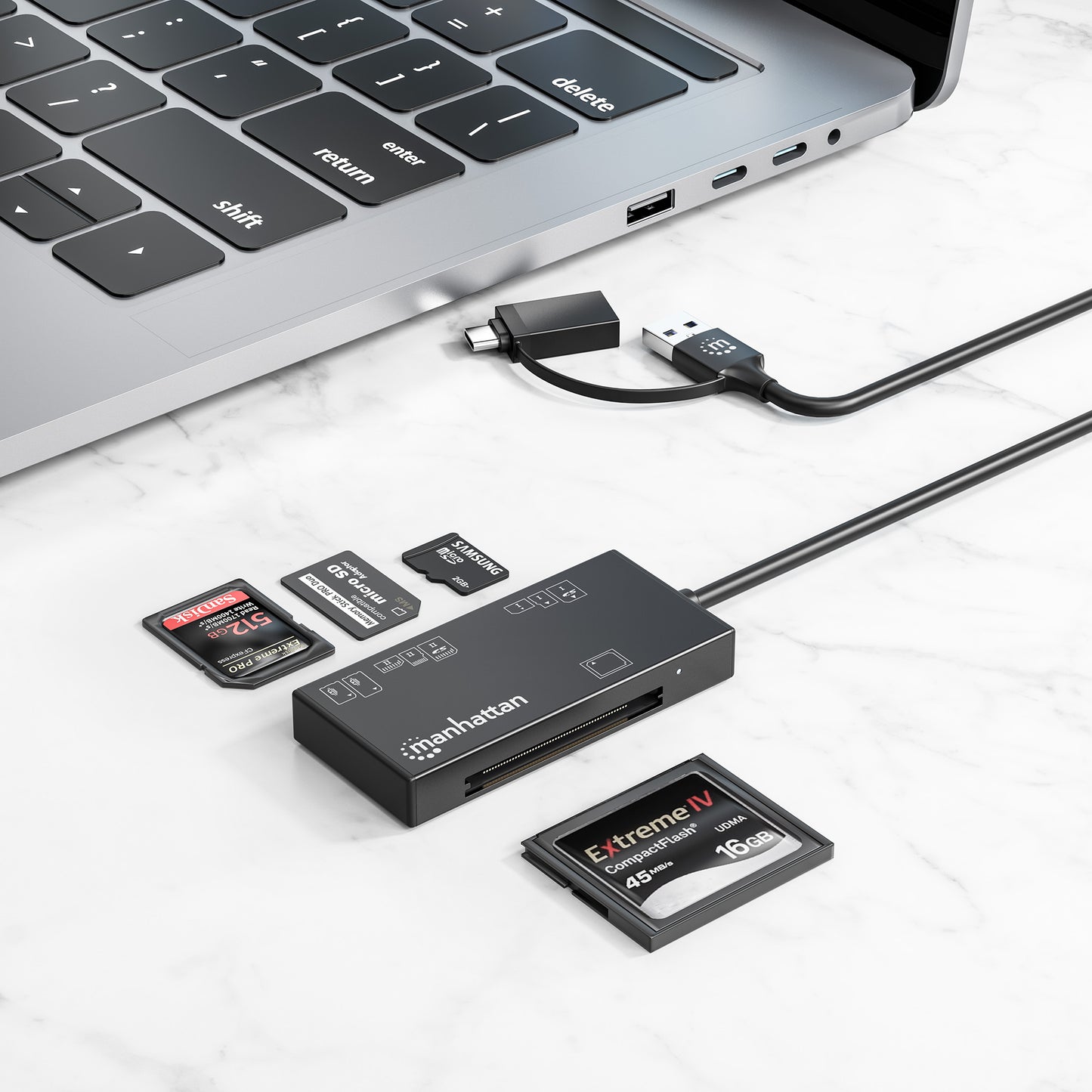 USB-C / USB-A Combo Multi-Card Reader / Writer Image 3
