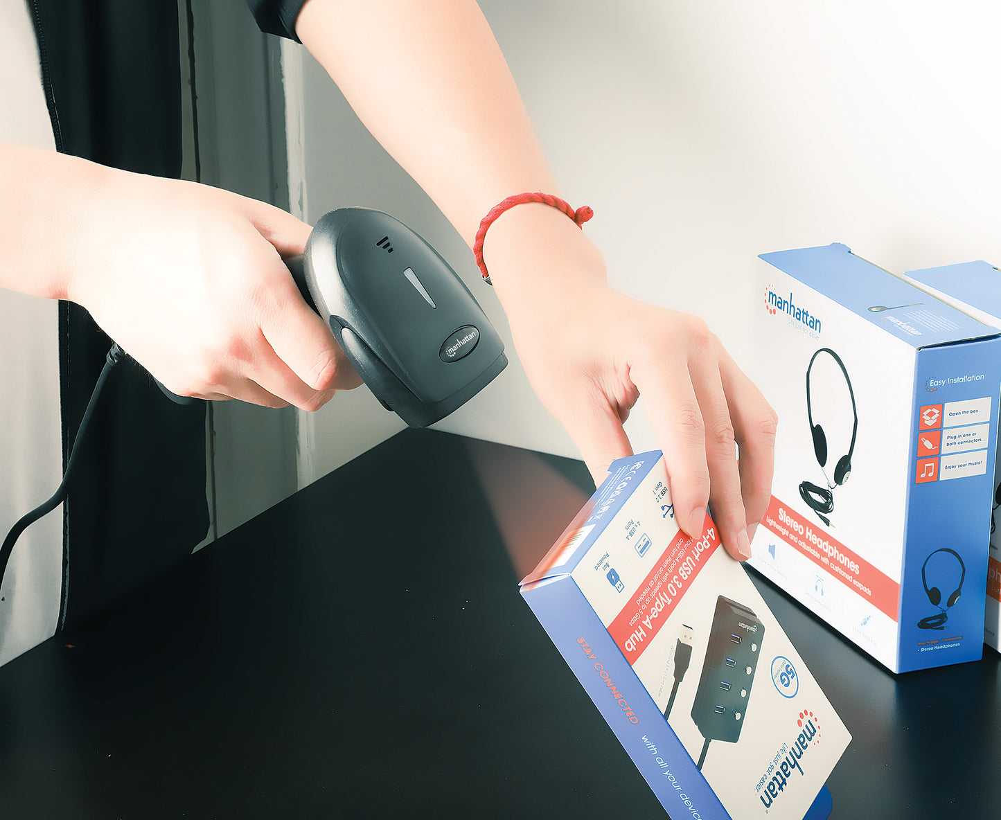 2D LED Barcode Scanner Image 10