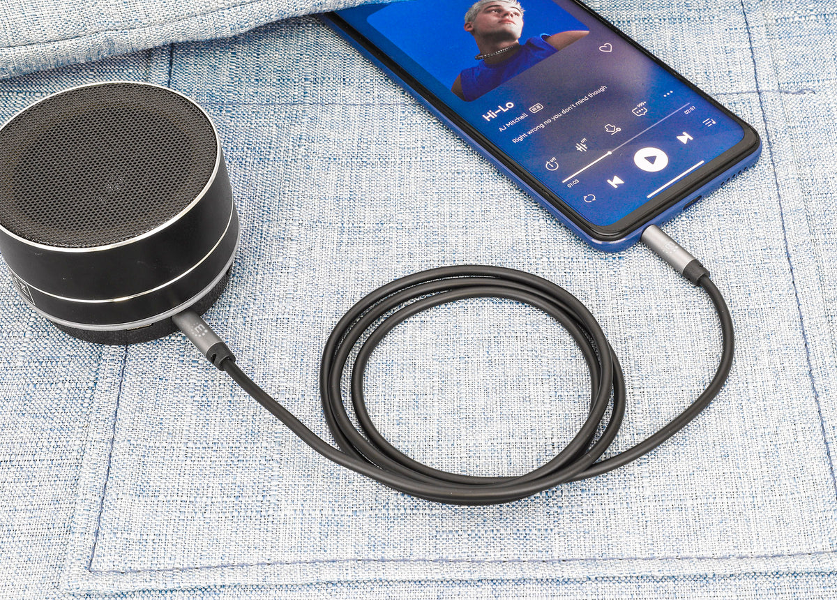 Stereo Audio Aux Cable, 1 m Image 11