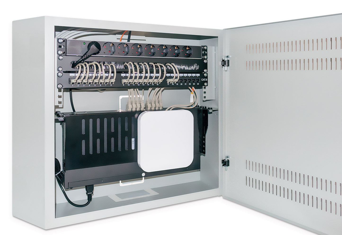 16-Port Gigabit Ethernet PoE+ Web-Managed Switch with 2 SFP Ports Image 8
