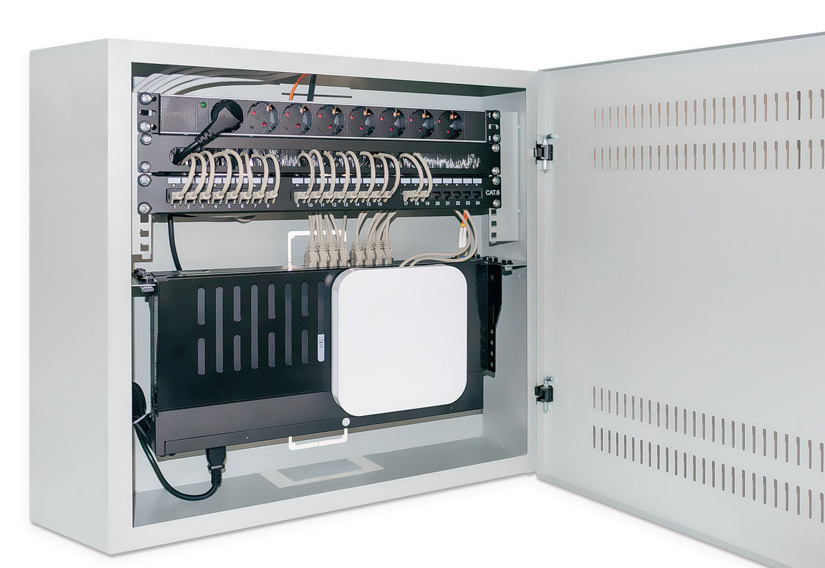 16-Port Gigabit Ethernet PoE+ Web-Managed Switch with 2 SFP Ports Image 8
