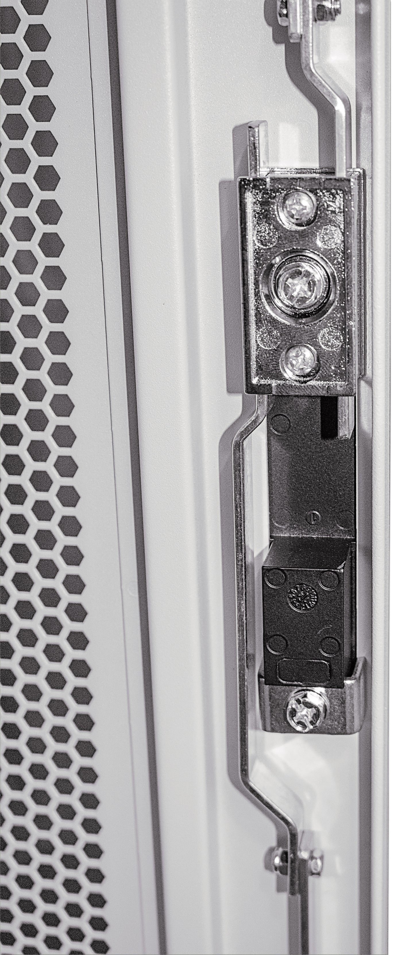 19" Server Cabinet, 42U, 1000 (D) x 600 (W) x 2033 (H) mm, Gray Image 15