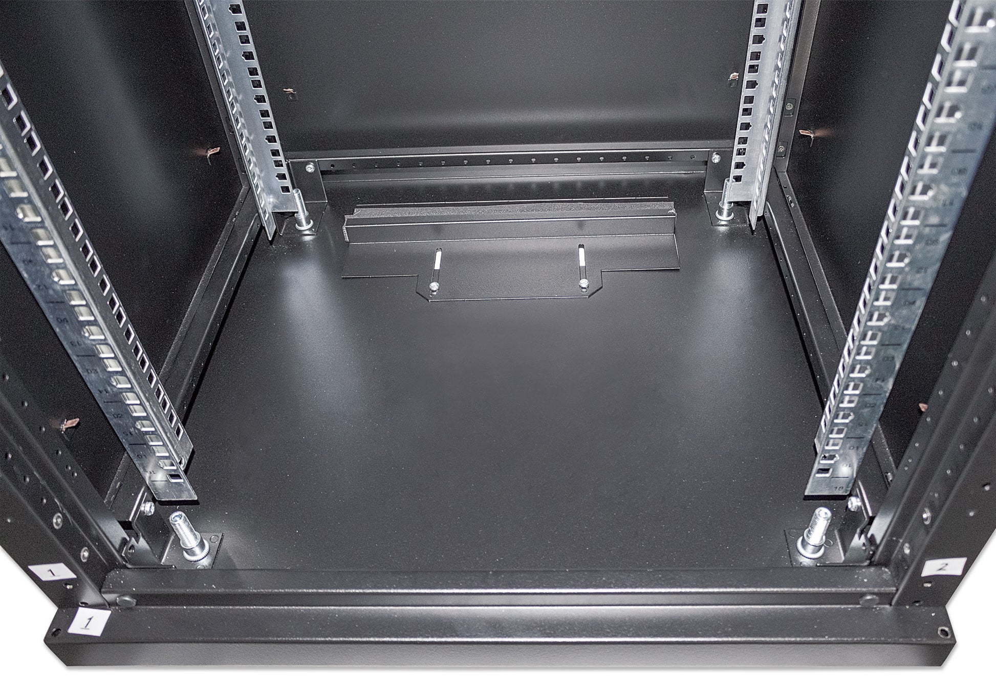 19" Network Cabinet, Standard Line, 16U, 600 (D) x 600 (W) mm, Black Image 14