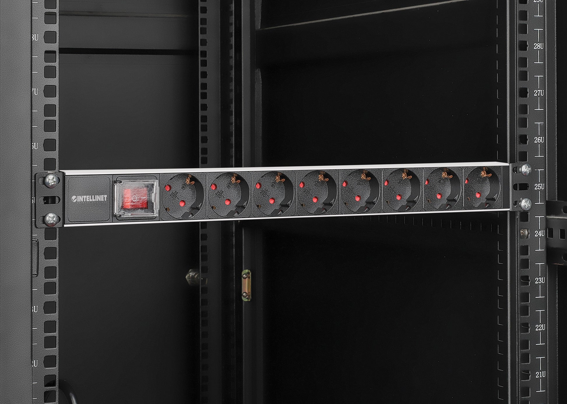 19" 1U Rackmount 8-Outlet Power Distribution Unit (PDU) with C14 Plug and Switch Image 7