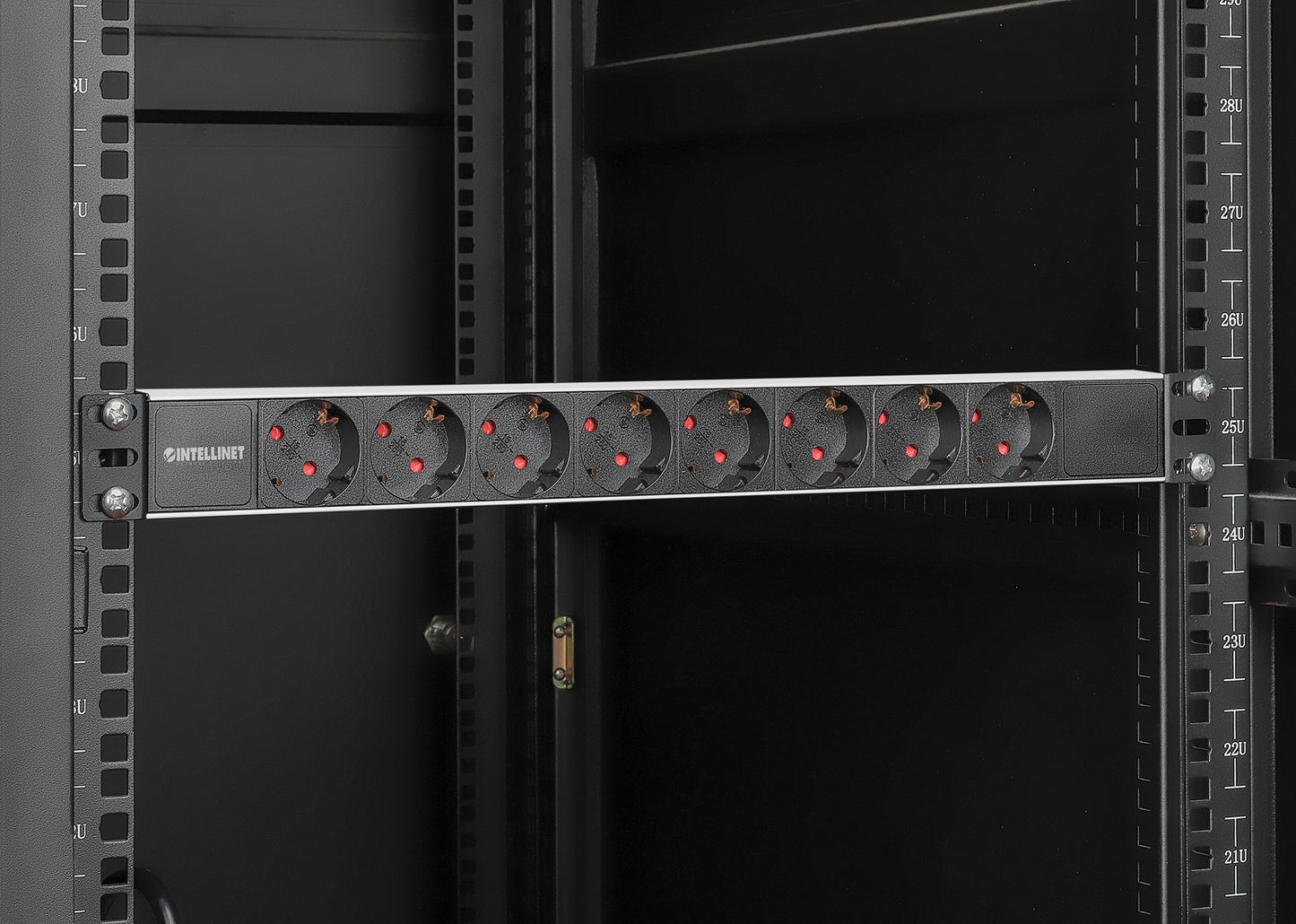 19" 1U Rackmount 8-Outlet Power Distribution Unit (PDU) with C14 Plug Image 7