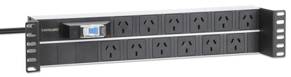 19" 2U Rackmount 12-Outlet PDU with Circuit Breaker Image 3